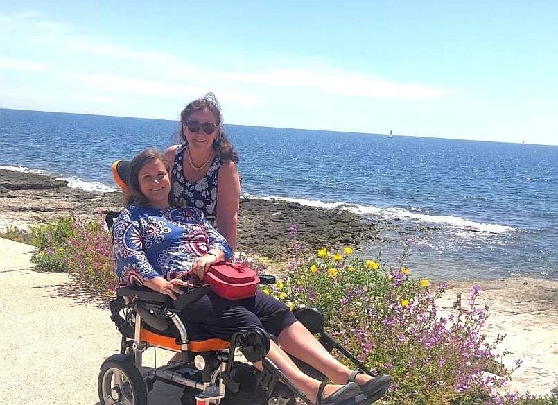 La storia di Marie: costretta sulla sedia a rotelle e ostaggio della burocrazia, non ha mai perso la speranza 1